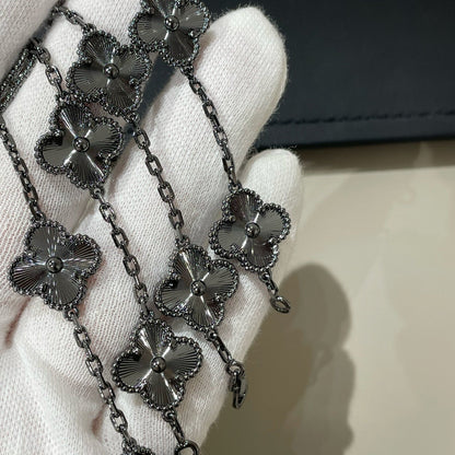 [Resenly Jewelry]CLOVER 5 MOTIF BLACK BRACELET