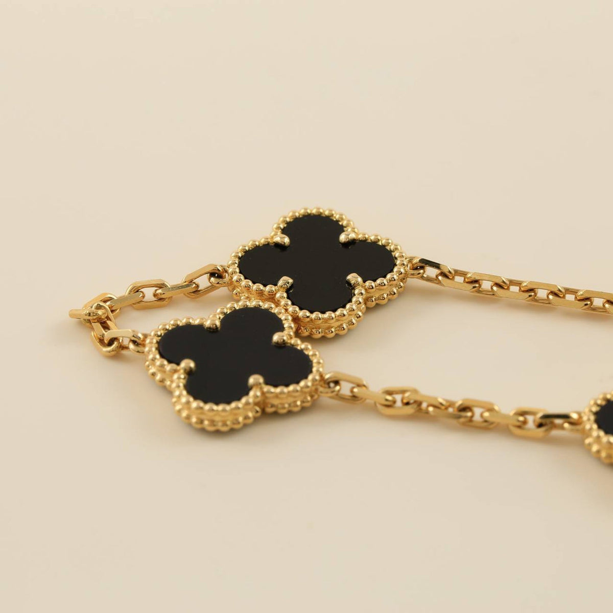 [Resenly Jewelry] CLOVER 5 MOTIF ONYXS BRACELET COLLECTION