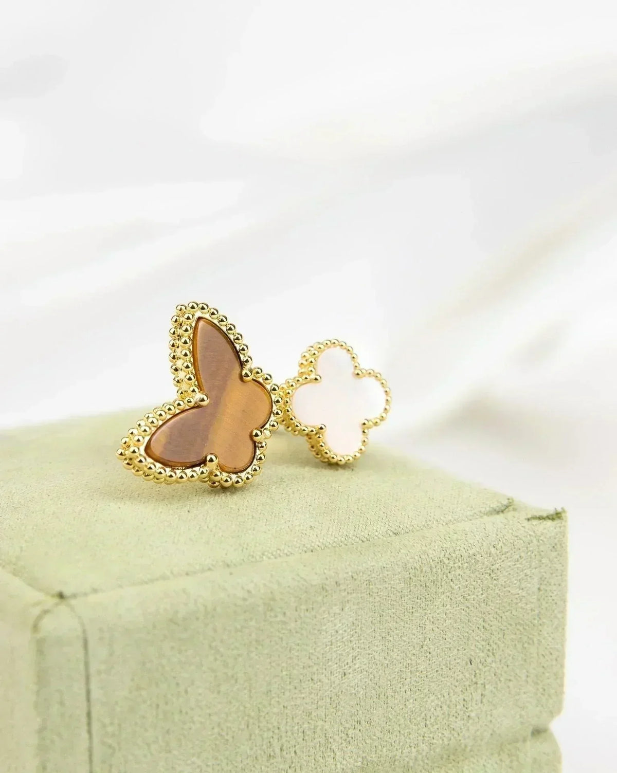 [Resenly Jewelry]LUCKY BETWEEN THE FINGER RING