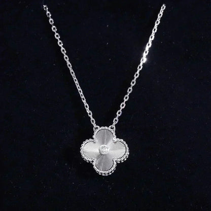 [Resenly Jewelry]CLOVER  15MM DIAMOND LASER NECKLACE SILVER