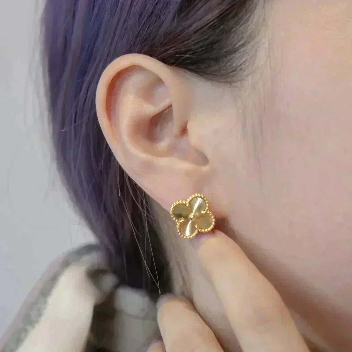 [Resenly Jewelry]CLOVER MEDIUM 1 MOTIFS LASER EARRINGS