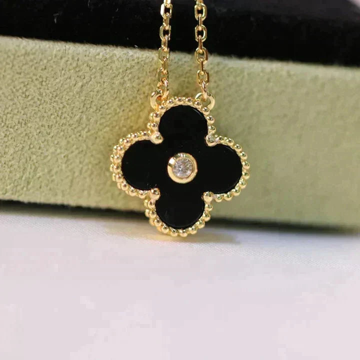 [Resenly Jewelry]CLOVER 15MM DIAMOND ONYX NECKLACE