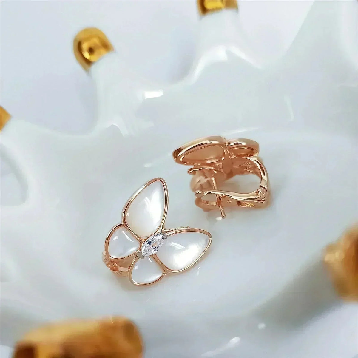 [Resenly Jewelry]BUTTERFLY MOP DIAMOND EARRINGS