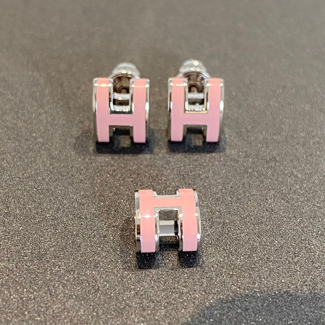 [Resenly Jewelry]MINI POP H SILVER EARRINGS PINK