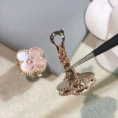 [Resenly Jewelry]CLOVER MEDIUM 1 MOTIFS  PINK MOP DIAMOND EARRINGS