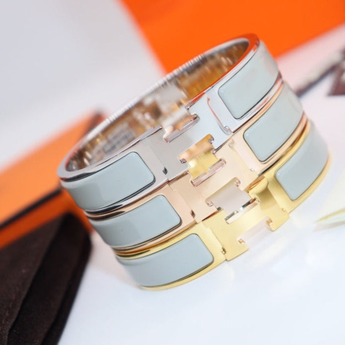 [Resenly Jewelry]H LIGHT BLUE BRACELET