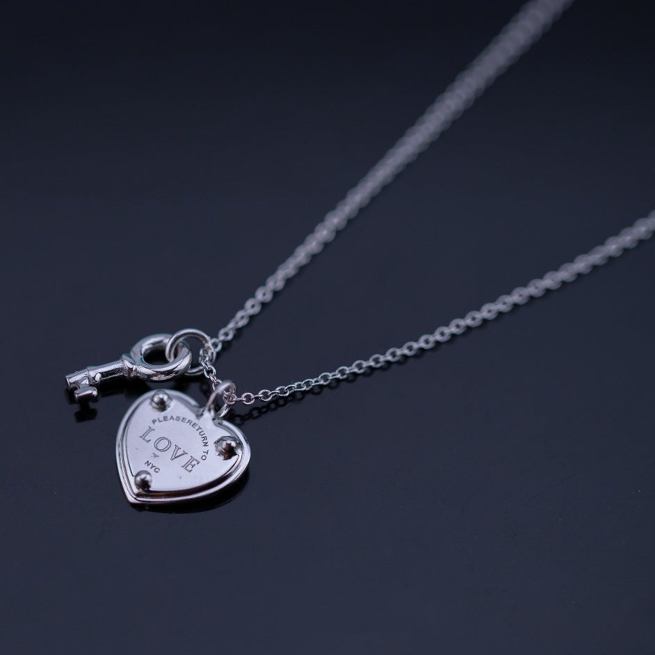 [Resenly Jewelry]KEY AND HEART SILVER NECKLACE
