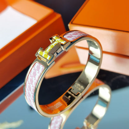 [Resenly Jewelry]H HORSE BRACELET 12MM