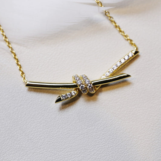 [Resenly Jewelry]KNOT NECKLACE GOLD DIAMONDS