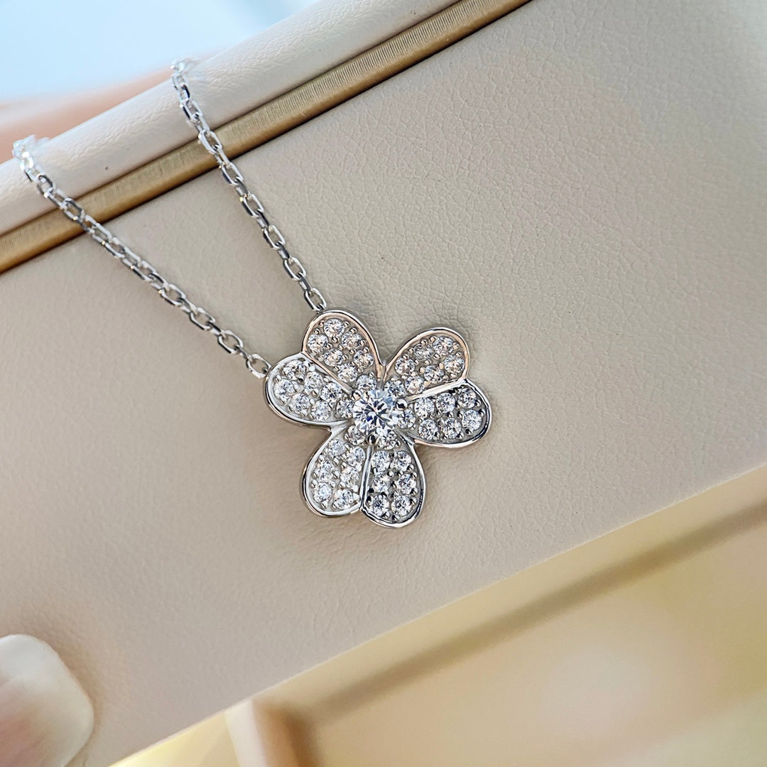 [Resenly Jewelry]CLOVER DIAMOND NECKLACE SILVER