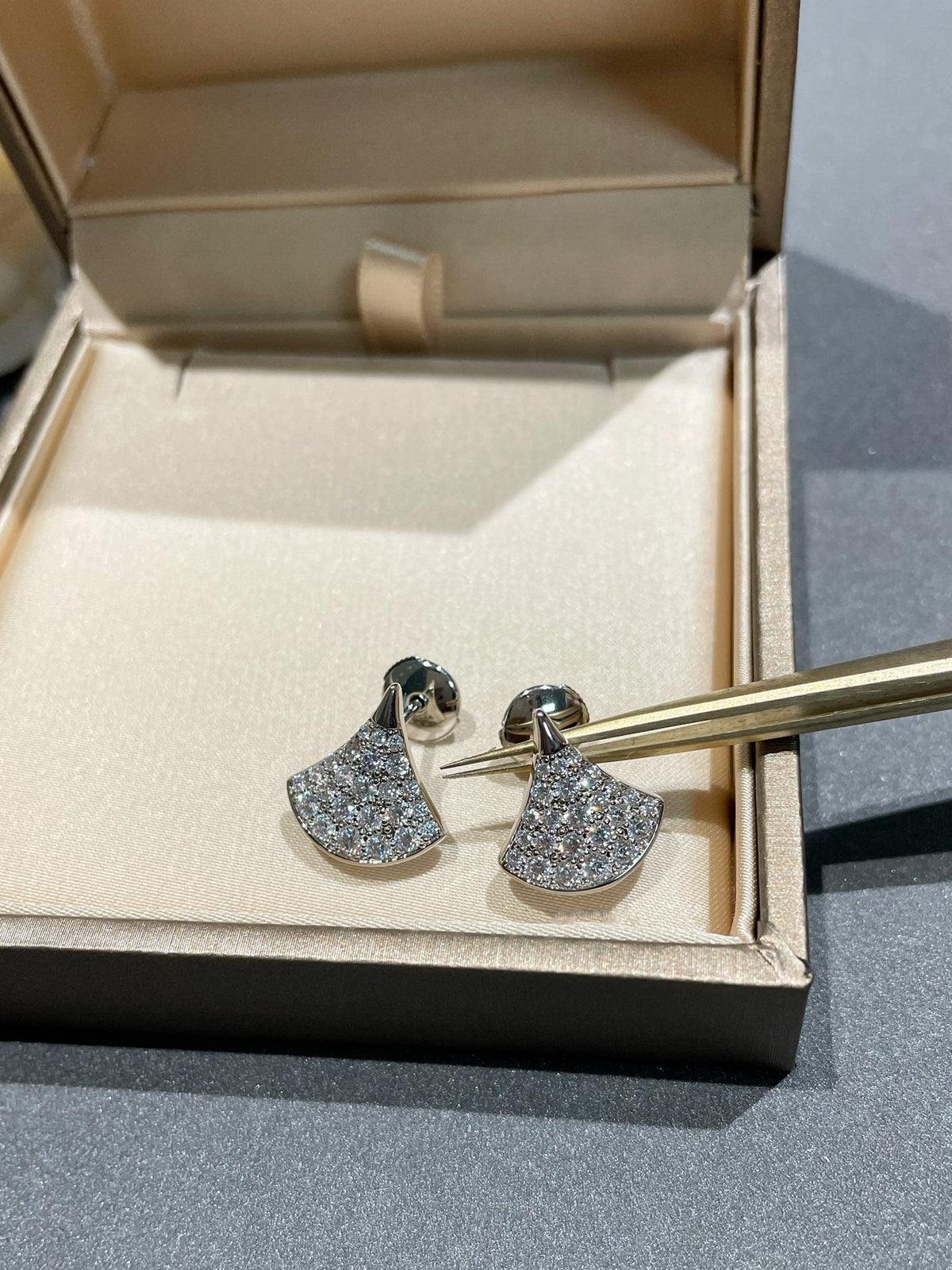 [Resenly Jewelry]DREAM STUD EARRINGS DIAMOND