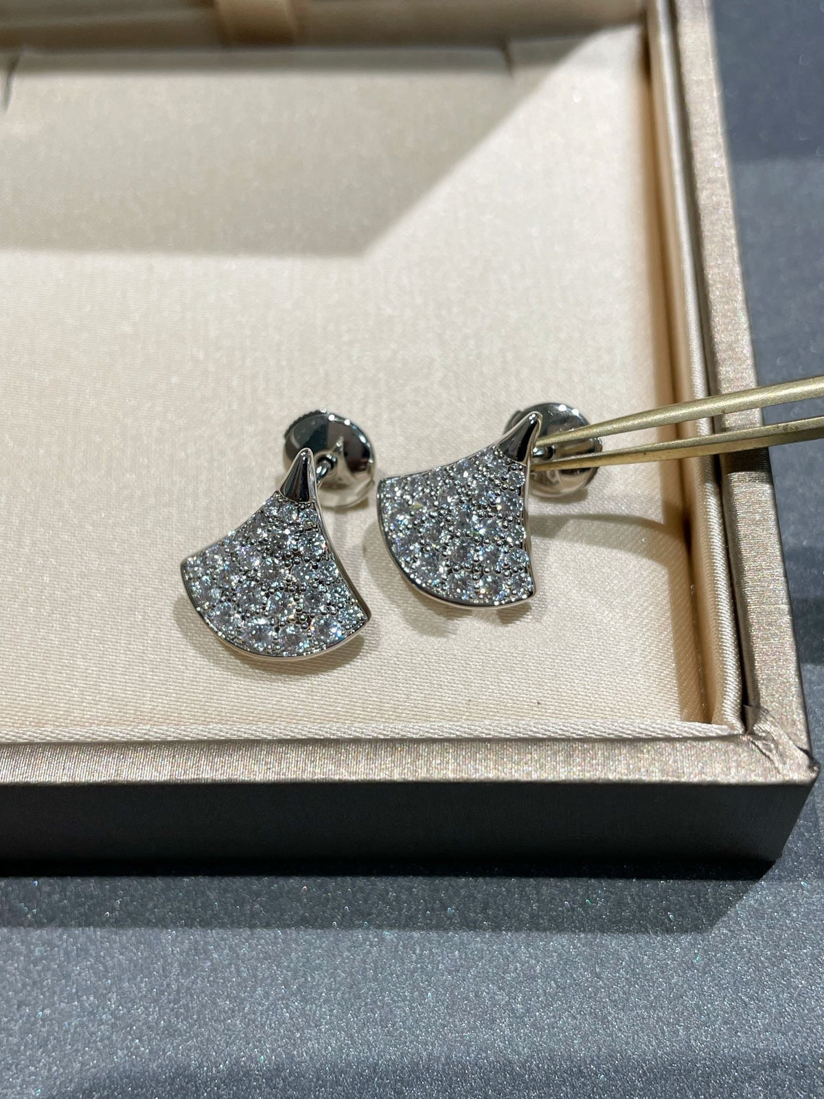 [Resenly Jewelry]DREAM STUD EARRINGS DIAMOND
