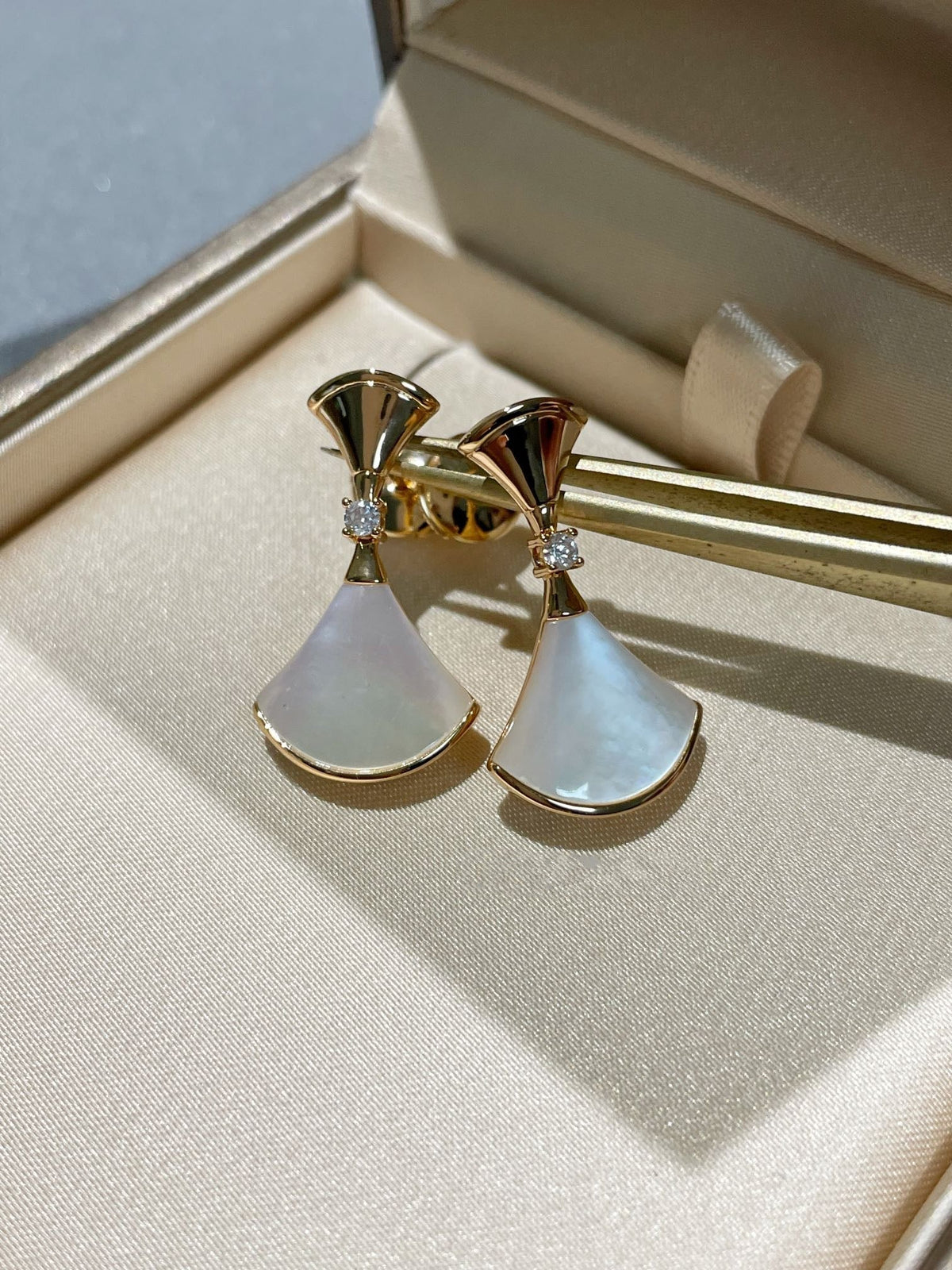[Resenly Jewelry]DREAM MOP 1 DIAMOND EARRINGS