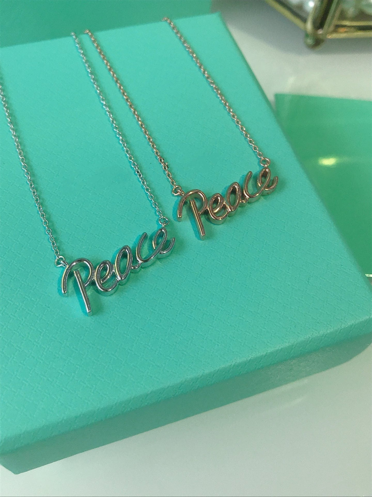 [Resenly Jewelry]PEACE TEXT PEDANT NECKLACE