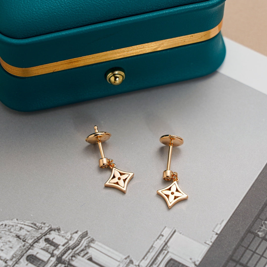[Resenly Jewelry]STAR EARRINGS GOLD