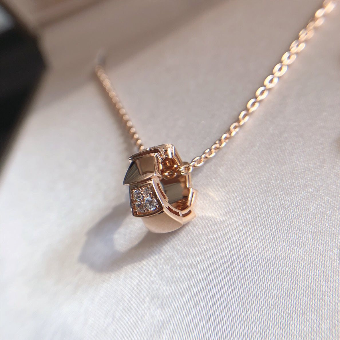 [Resenly Jewelry]SERPENTI PEDANT DIAMOND PINK GOLD NECKLACE