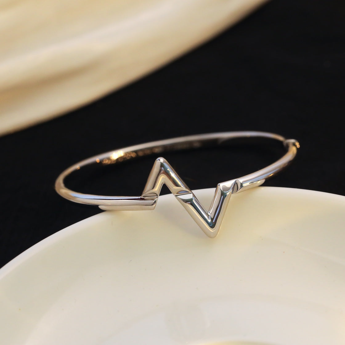 [Resenly Jewelry]VOLTE UPSITE DOWN BRACELET