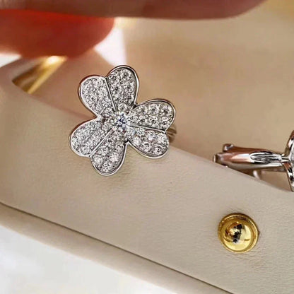 [Resenly Jewelry]CLOVER COMOS DIAMOND EARRINGS SILVER