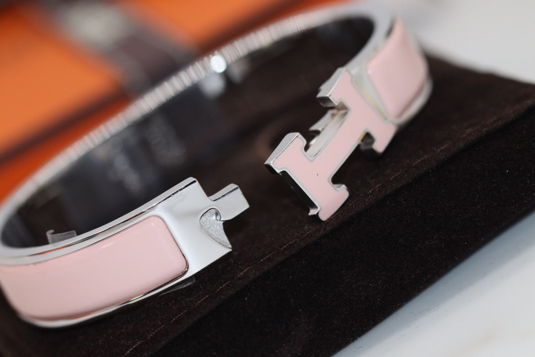 [Resenly Jewelry]H BRACELET 12MM PINK