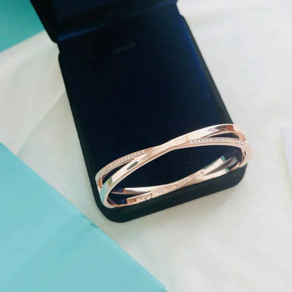 [Resenly Jewelry]NARROW HINGED BANGLEIN WITH DIAMONDS SMALL