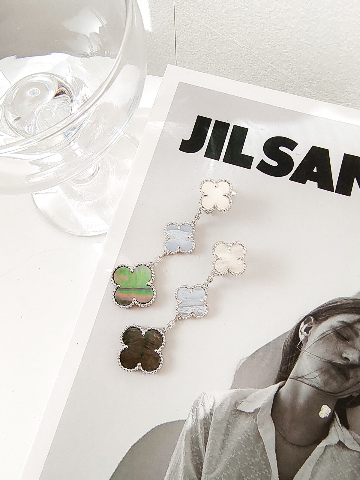[Resenly Jewelry]CLOVER 3 MOTIFS CHALCEDONY DARK MOP SILVER EARRINGS