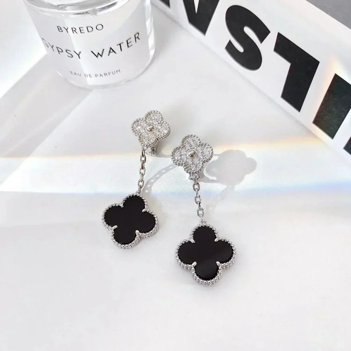 [Resenly Jewelry]CLOVER 2 MOTIFS  DIAMOND ONYX EARRINGS SILVER