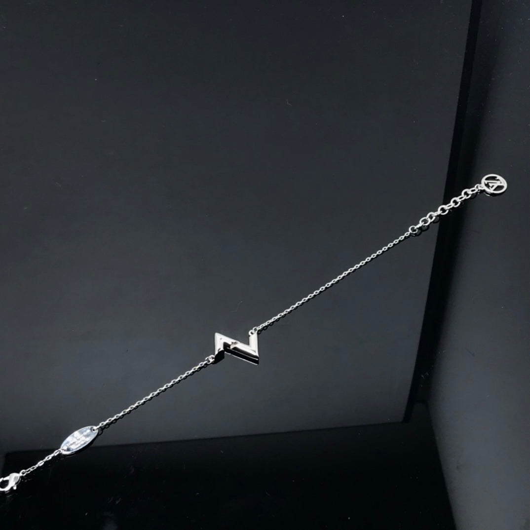[Resenly Jewelry]VOLT LV LOGO BRACELET