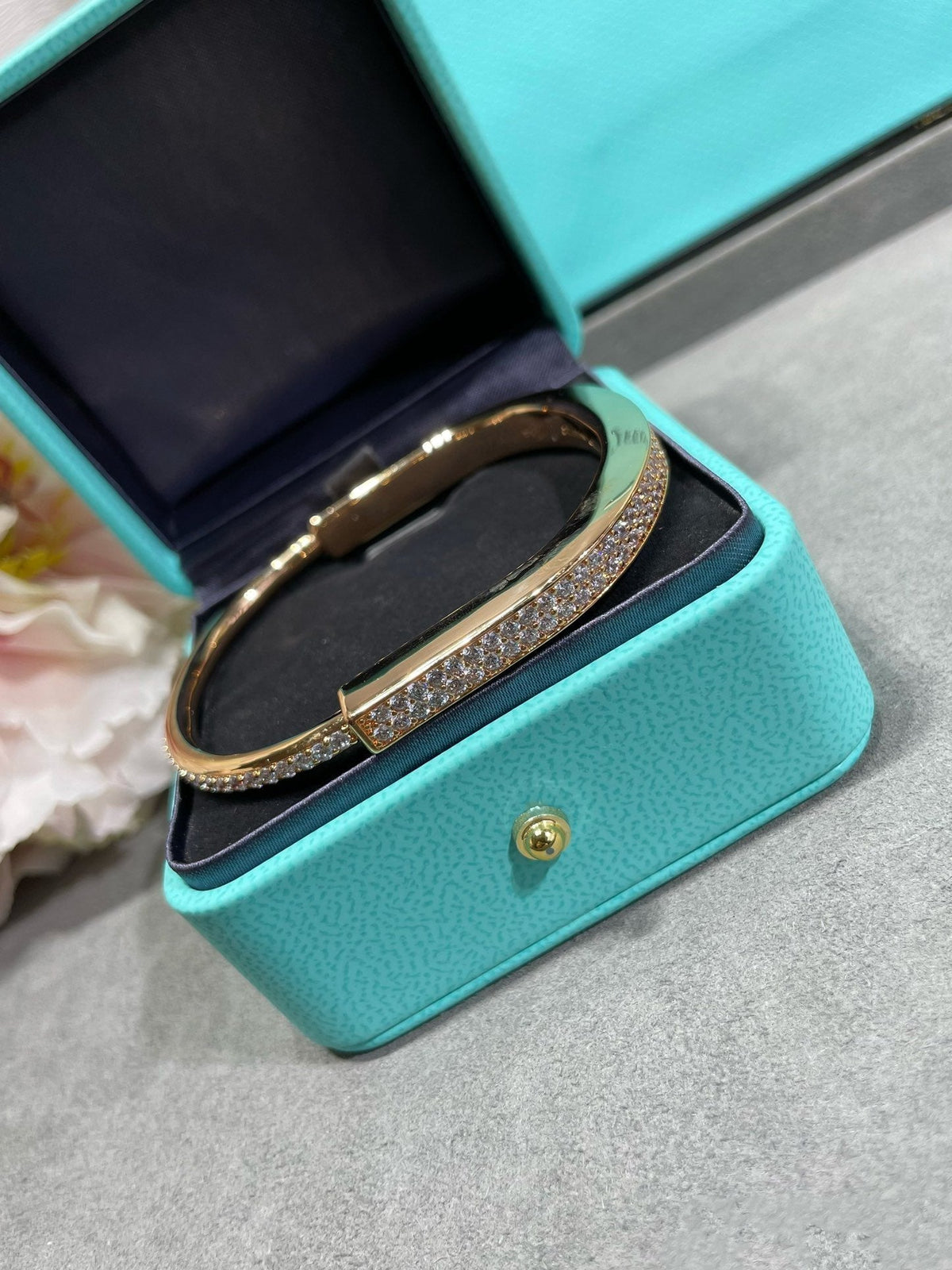 [Resenly Jewelry]LOCK BRACELET DIAMOND PAVED