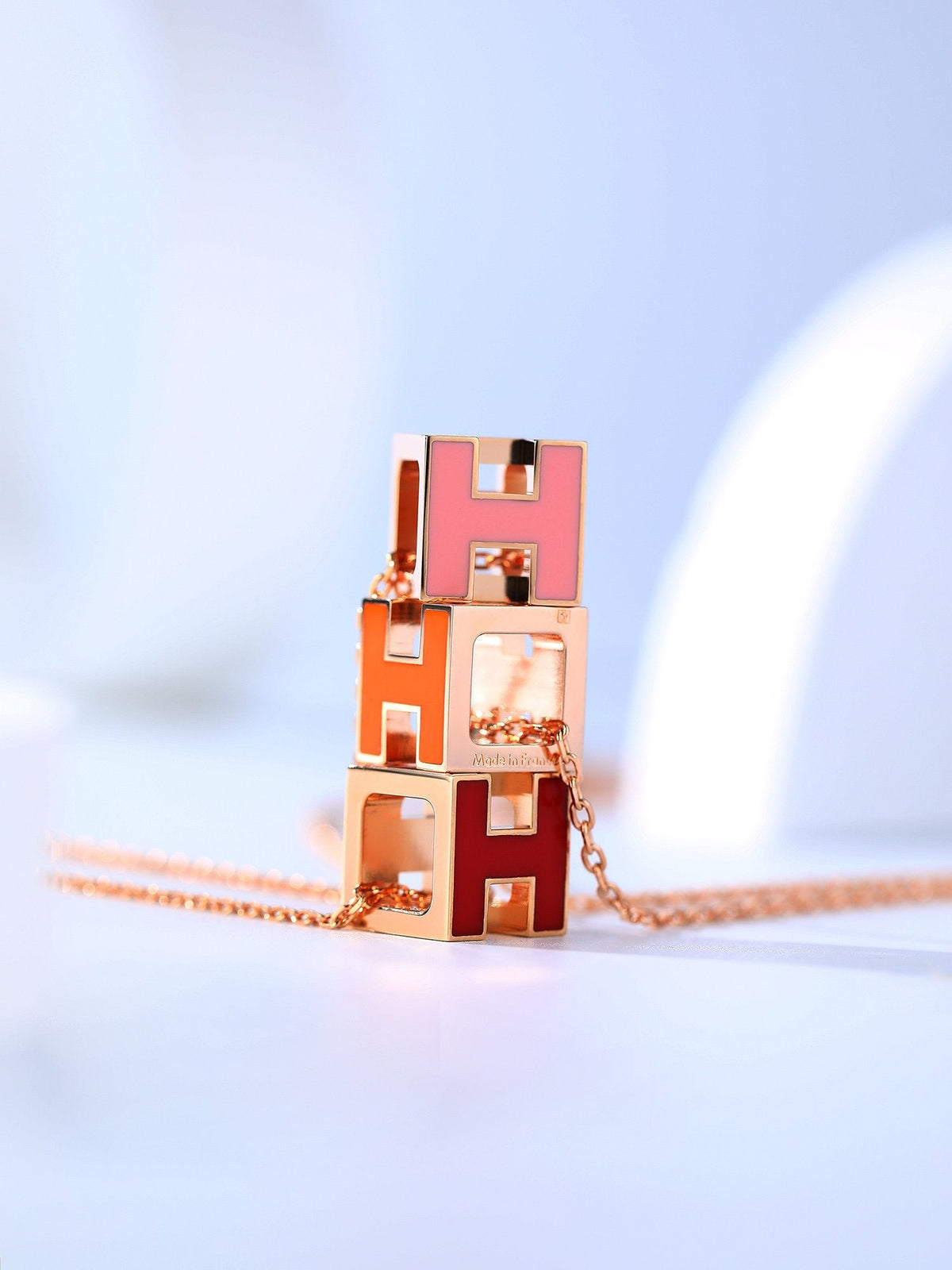 [Resenly Jewelry]H CAGE PINK GOLD NECKLACE
