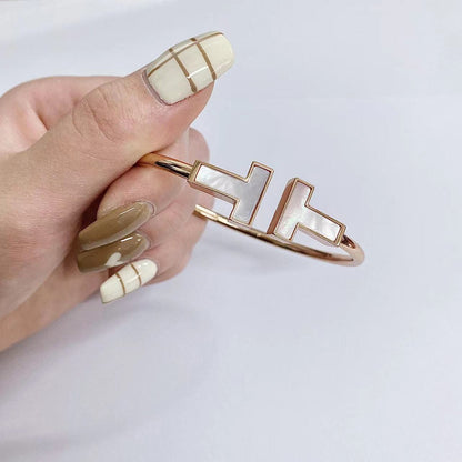 [Resenly Jewelry]T WIDE MOP OPEN BRACELET