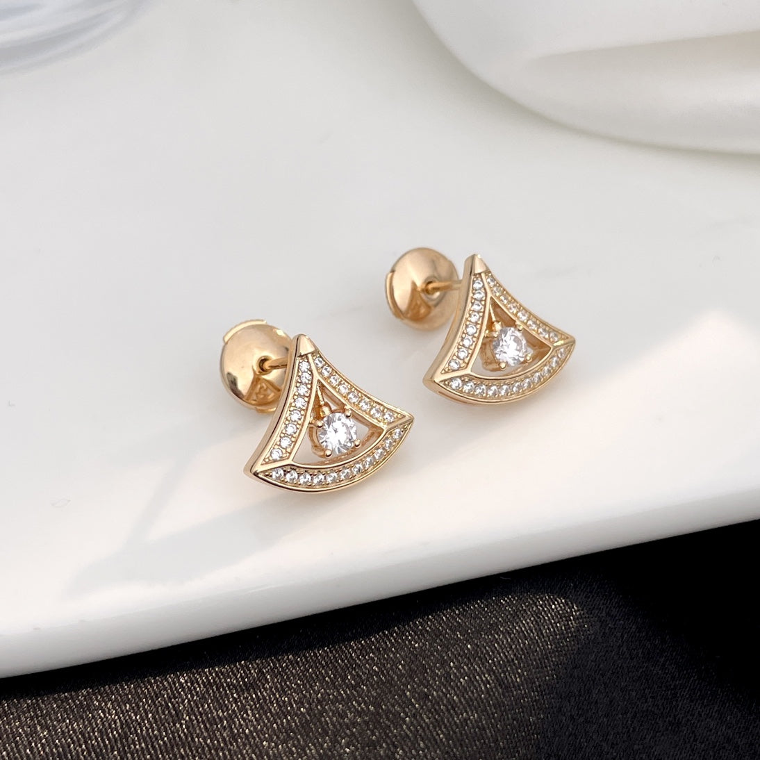 [Resenly Jewelry]DREAM MINI DIAMOND STUD EARRINGS
