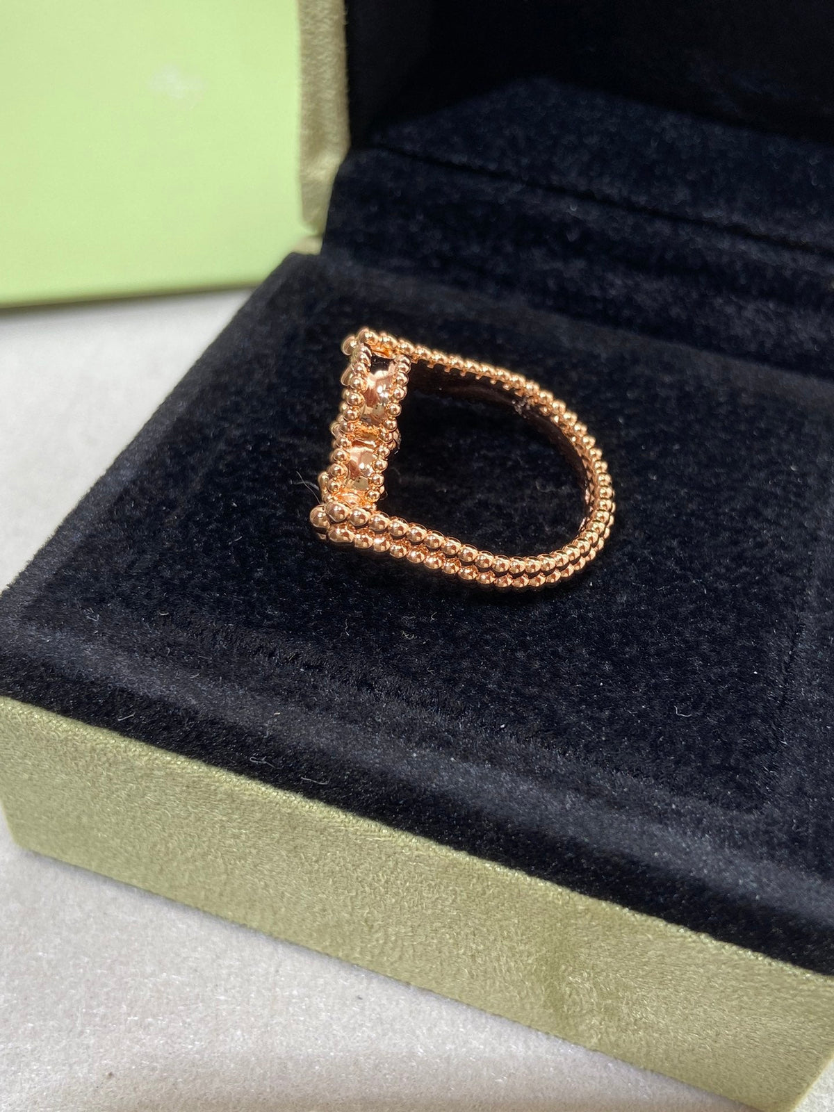 [Resenly Jewelry]CLOVER RIVERSIBLE ROSE GOLD RING