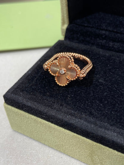 [Resenly Jewelry]CLOVER RIVERSIBLE ROSE GOLD RING