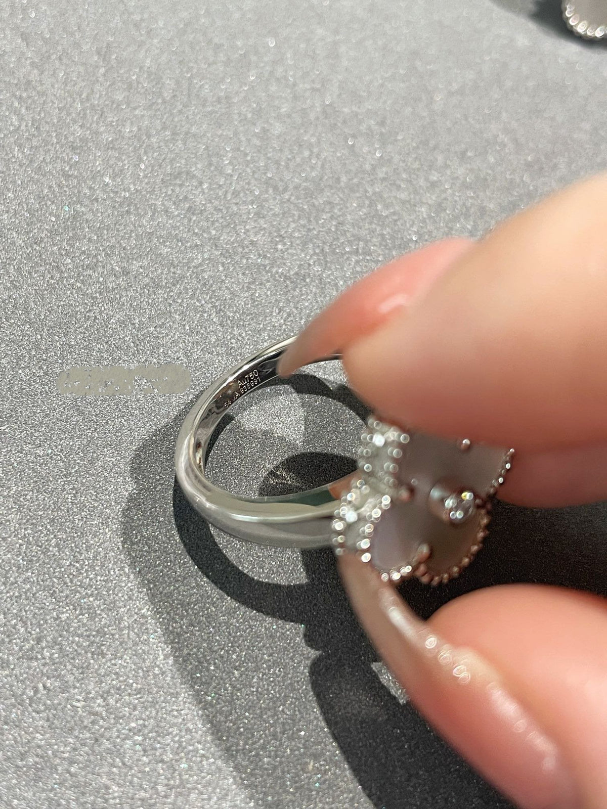 [Resenly Jewelry]CLOVER SILVER MOP DIAMOND RING