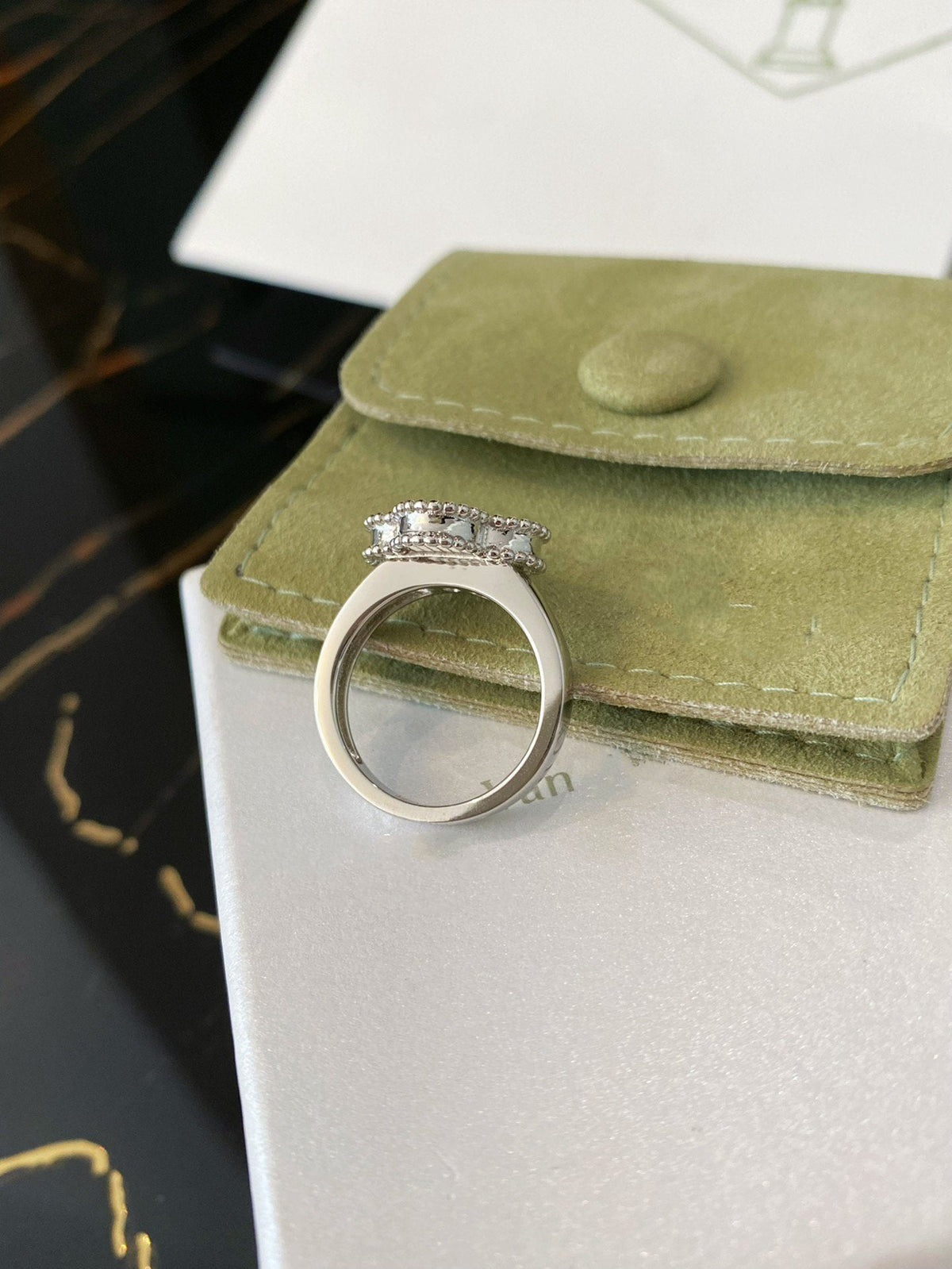 [Resenly Jewelry]CLOVER SILVER RING