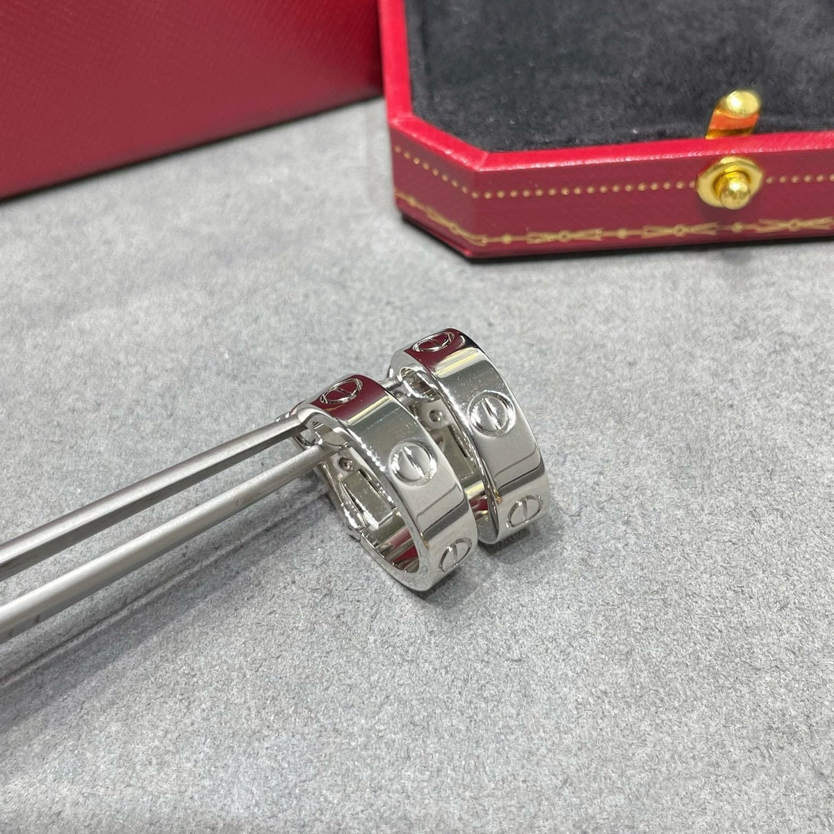 [Resenly Jewelry]LOVE 5.5MM EARRINGS
