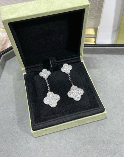 [Resenly Jewelry]CLOVER 2 MOTIFS DIAMOND PAVED SILVER EARRINGS