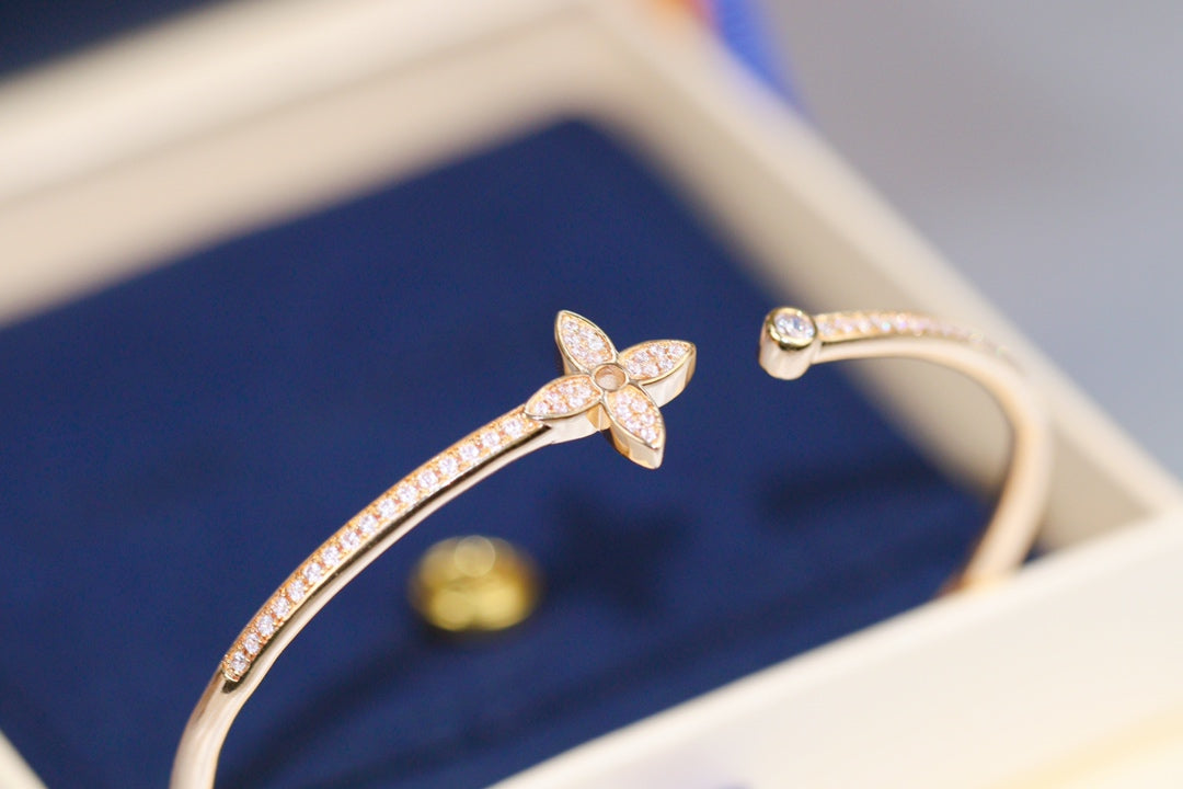 [Resenly Jewelry]IDYLLE PINK GOLD OPEN BRACELET DIAMOND PAVED