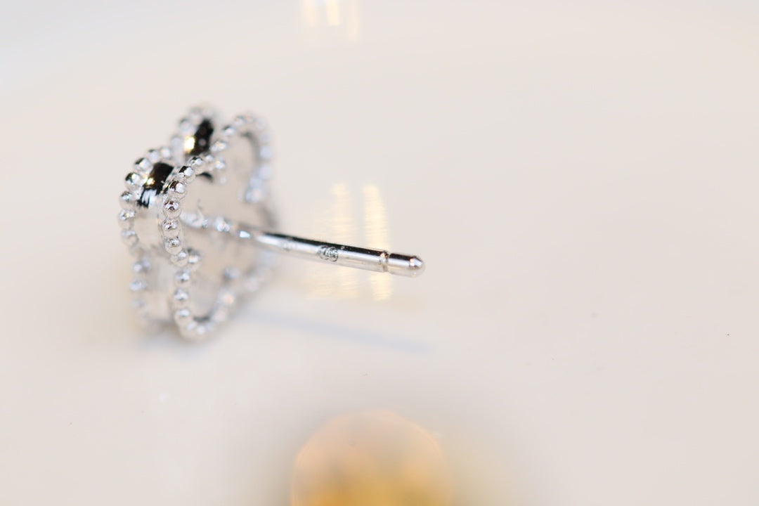 [Resenly Jewelry]CLOVER MINI TURQUOISE SILVER STUD EARRINGS