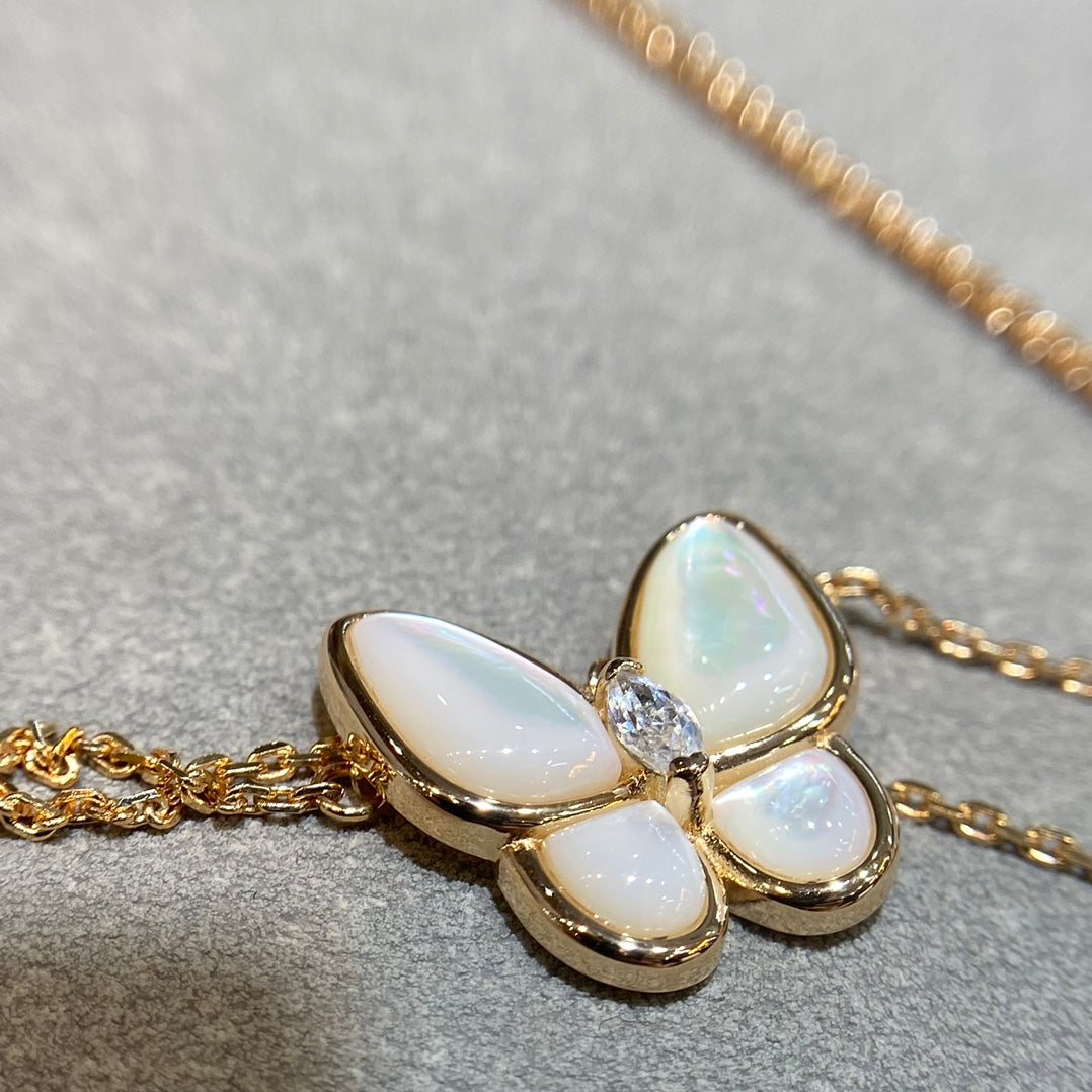 [Resenly Jewelry]BUTTERFLY MOP DIAMOND NECKLACE