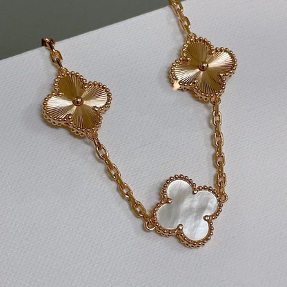 [Resenly Jewelry]CLOVER WHITE PEARL MOP 5 MOTIF BRACELET COLLECTION