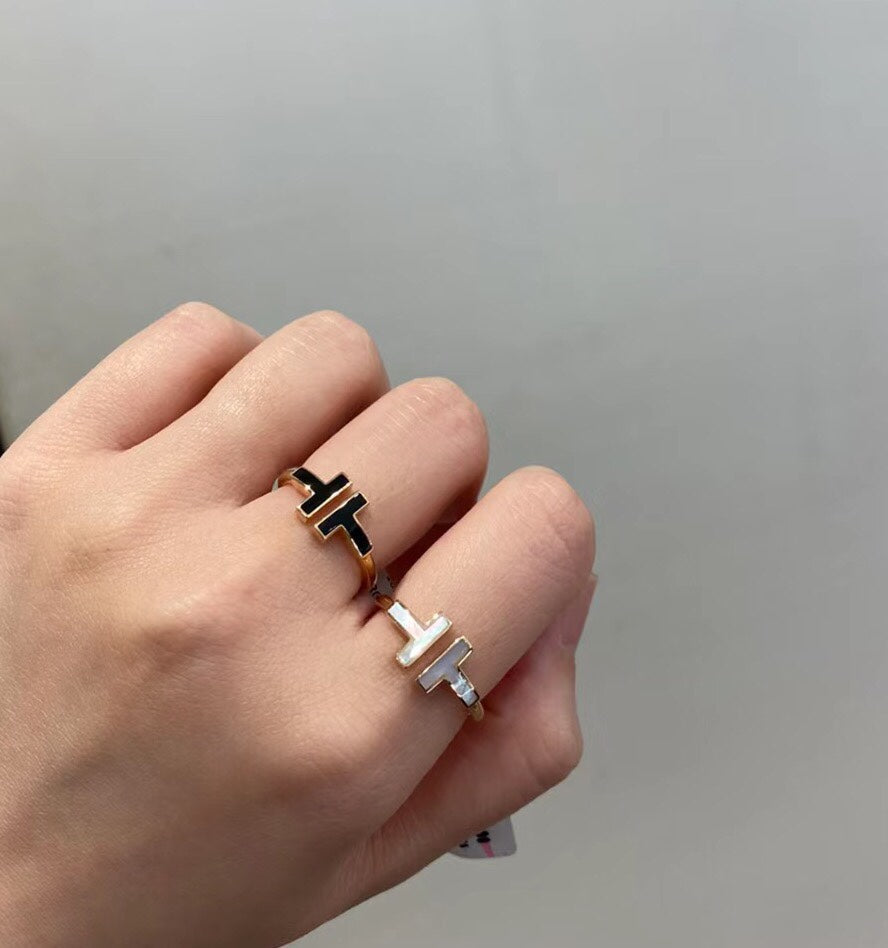 [Resenly Jewelry]T SMALL ONYX PINK GOLD RING