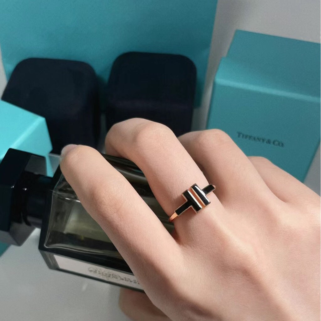 [Resenly Jewelry]T SMALL ONYX PINK GOLD RING