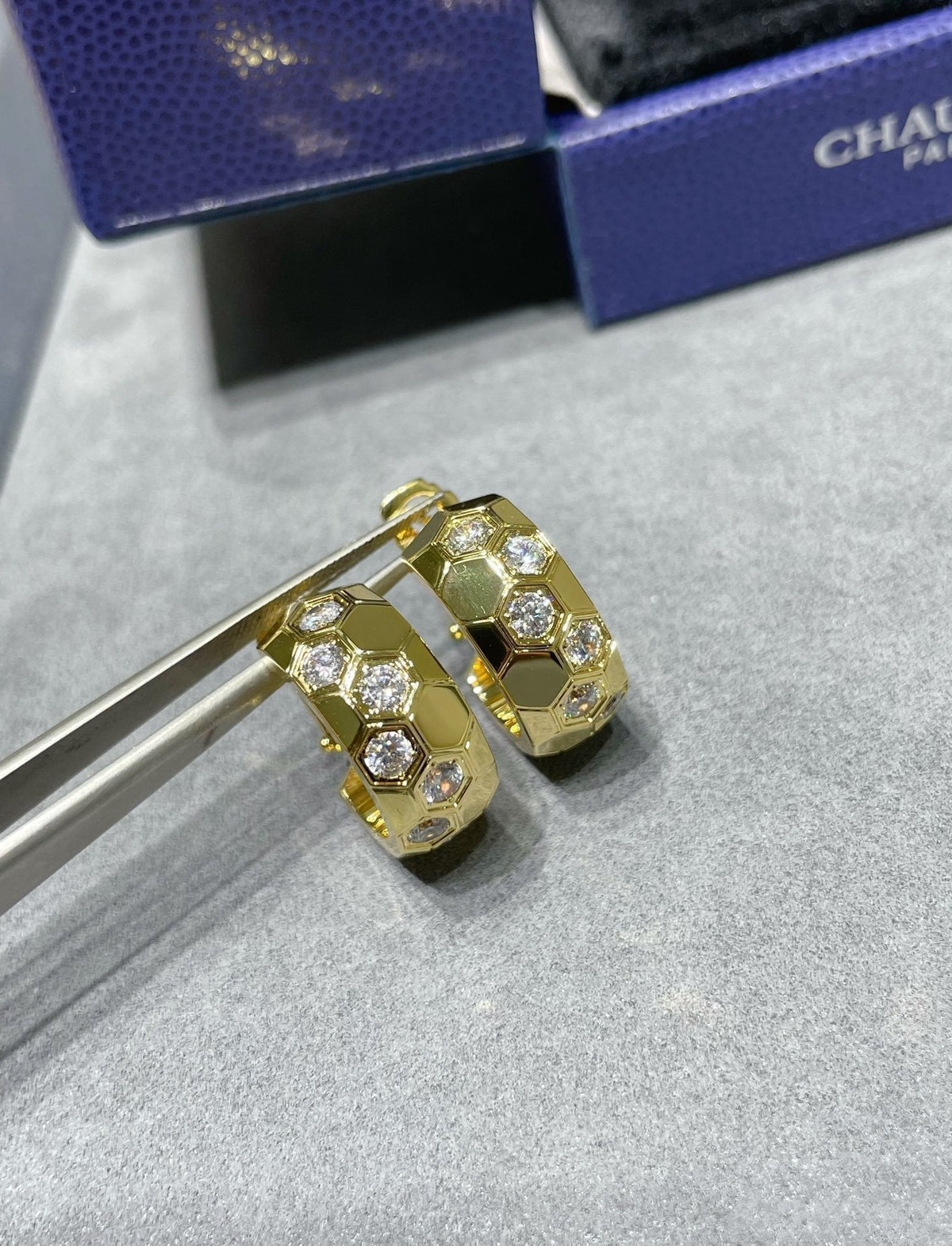 [Resenly Jewelry]BEE LOVE DIAMOND HOOP EARRINGS