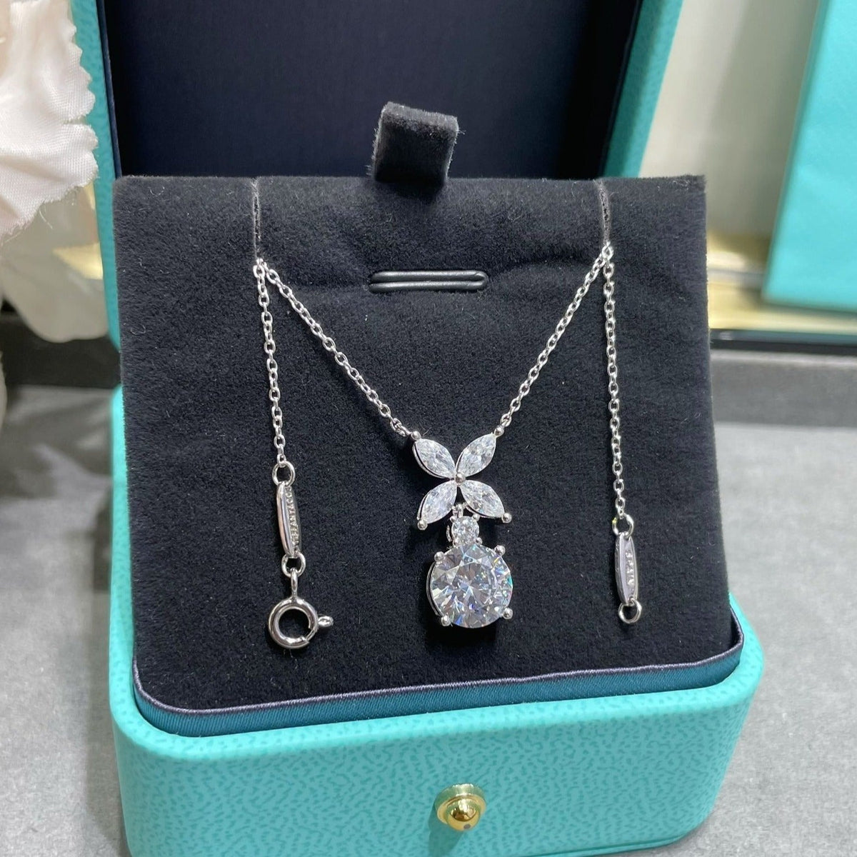 [Resenly Jewelry]VICTORIA PENDANT SILVER DIAMOND NECKLACE