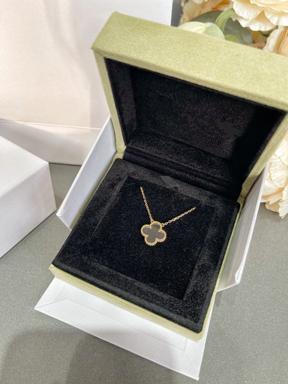 [Resenly Jewelry]CLOVER ROCK CRYSTAL ROSE GOLD NECKLACE