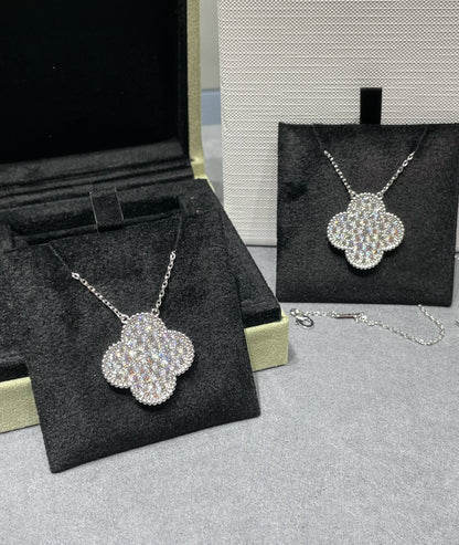 [Resenly Jewelry]CLOVER 25MM LARGE PENDANT DIAMOND PAVED SILVER NECKLACE