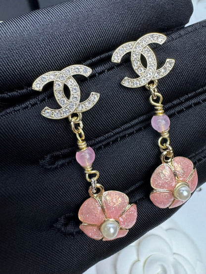 [Resenly Jewelry]26C Pink Camellia Enamel Pendant with Double C Earrings