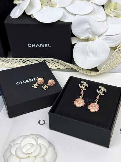 [Resenly Jewelry]26C Pink Camellia Enamel Pendant with Double C Earrings