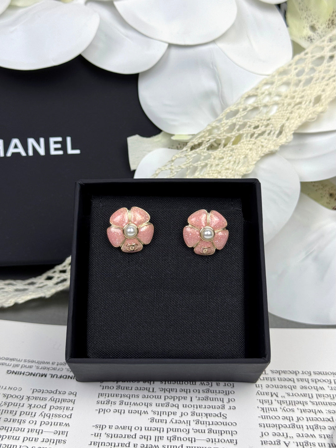 [Resenly Jewelry]26C Pink Camellia Pearl Enamel Stud Earrings
